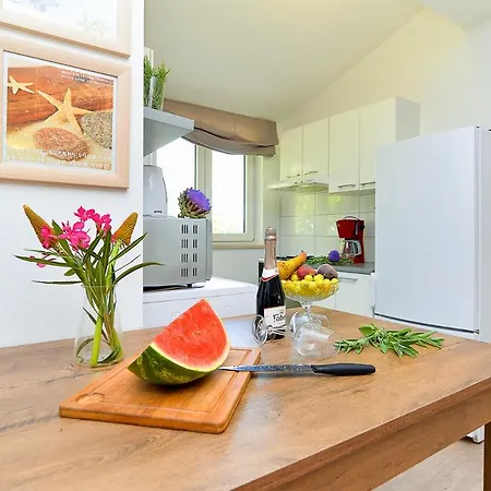 Sleeps 9 With Pool Вилла *